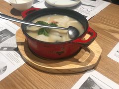 酸汤鱼-小大董·烤鸭(凤凰汇店)