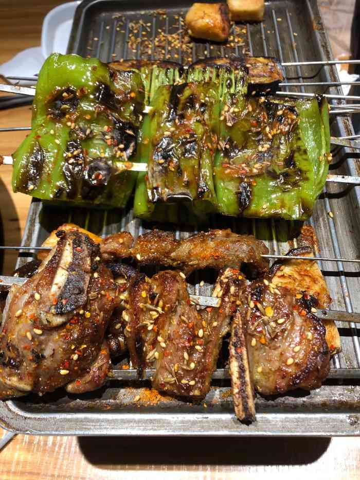 一只羊烧烤(汤山店)-"端午家庭聚餐,选择了来这家吃烤全羊,本来.