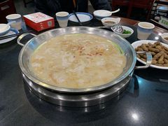 -老来福·非遗酸汤兔(凯旋路店)