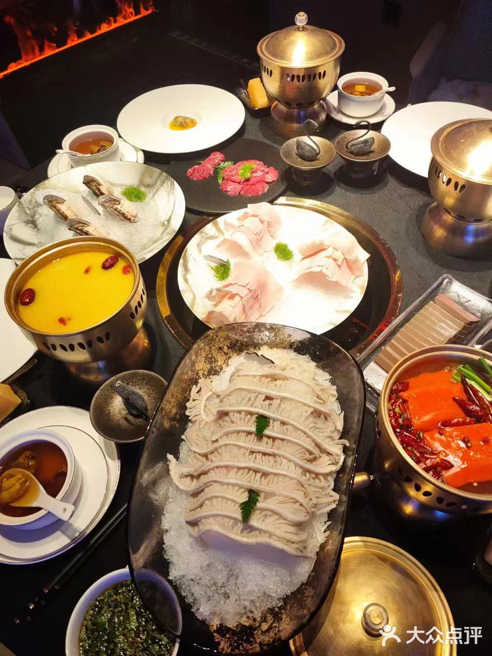 在成都商务宴请也可以选择吃火锅啦💯