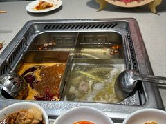 -海底捞火锅(高新万达店)