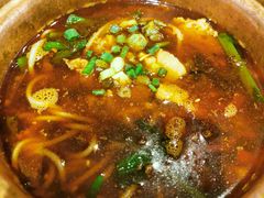 肉霸铜锅米线-都氏二当家(九方店)