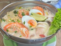 -Kat's Kitchen
