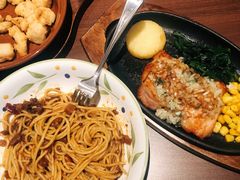 -萨莉亚意式餐厅(杭州滨江天街店)