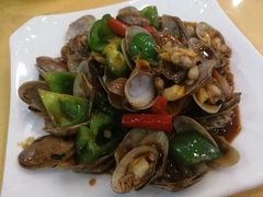 -鹏城人家海鲜酒家·23年老字号(较场尾店)