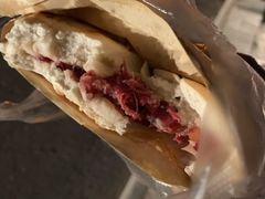 腊牛肉夹馍-杨天玉腊牛羊肉店