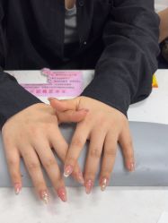 -尤米一站式美甲美睫