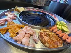 -哈哈碳都·牛肋条无限自助烤肉(台江万达店)