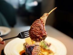 -Oasis Bar & Grill