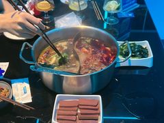 -唯爱KTV聚会餐厅(仙林东城汇店)