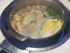 -喃喃椰·糟粕醋·椰子鸡火锅(七堡花园店)