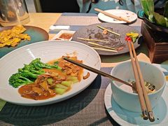 -云吉纳·云南菜(科创云廊店)