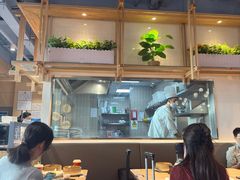 -翡翠拉面小笼包Crystal Jade(上海浦东国际机场T1店)