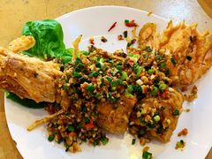 -大树下海鲜饭店