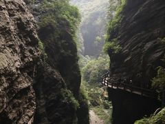 -龙水峡地缝景区