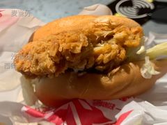 肉肉大方炸鸡堡套餐-麦当劳(沙面店)