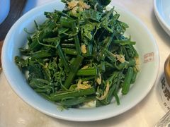 香酥虾皮丝瓜尖-小吊梨汤·北京菜·烤鸭(双井乐成中心店)