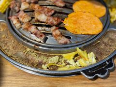 -青瓦炭韩潮烤肉(花园道店)