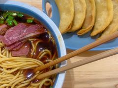 -老新隆牛肉锅贴(新街口店)