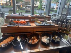 -两咖啡自助餐厅(静安香格里拉酒店)