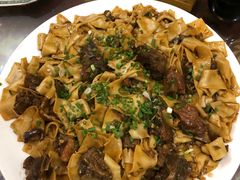 -壹阁胡羊焖饼(特色小吃街店)