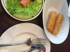 -香格里拉鱼跃地中海西餐厅·牛排披萨