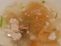 -富正毅三下锅·湘西韵味(天门山索道店)