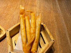 无锡春卷-蜜桃餐厅·伴山(湖滨商业街店)