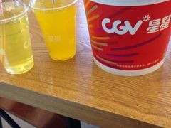 饮品和爆米花-CGV星星影城(颐堤港ScreenX店)
