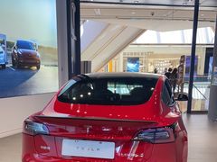 -TESLA 特斯拉(上海太古汇体验店)