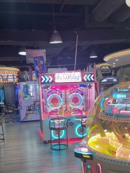 -蹦蹦乐园(南桥百联店)