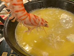 -鲜入围煮花胶鸡海鲜火锅