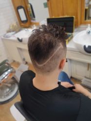 -韦恩先生Barbershop英式男士理发馆