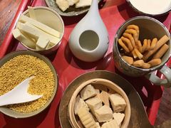 草原恋-九十九顶毡房(阜石路店)