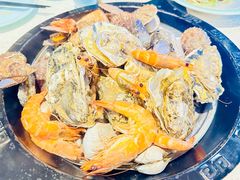 -巧克力渔家.小船海鲜胶东菜(万平口店)