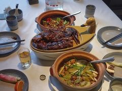 -八府香鸭·啫啫煲(华山路店)