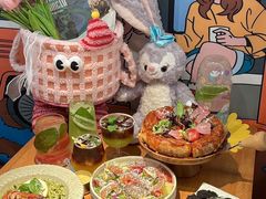 -Dragon Pizza•圆脸龙披萨·牛排餐厅