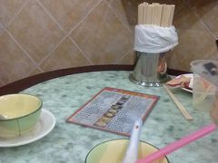 吃完之后噶台面-芬芳甜品(同福路店)