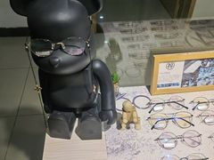 -Trend1881视光·蔡司视觉(领展广场店)