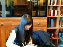 -宇翔服饰(双井桥东首城国际店)