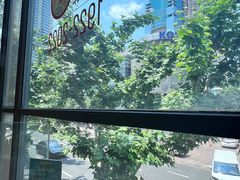 -功德林(南京西路店)