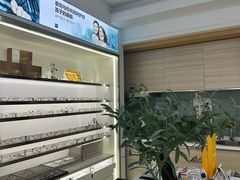 -视野联行眼镜·蔡司·尼康战略合作店(城西银泰店)