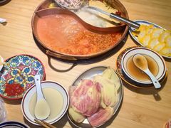 -洱火云南酸菜牛肉火锅(石景山当代商城店)