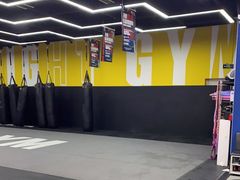-成杰格斗·拳击·柔术·防身术(建设路店)
