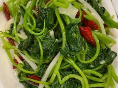 -盛记顺德高佬猪杂粥