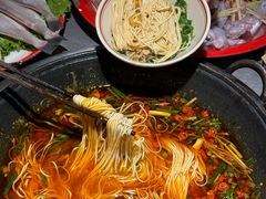-吃城都·鱼蛙火锅(西玉龙街店)