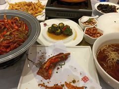 -天外天美食广场(哈尔滨路店)