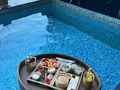 -瑰丽酒店·海吧·天际下午茶·现场DJ·天台酒吧
