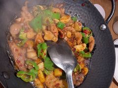 -聚鑫朋酸菜肥肠(文艺路口店)