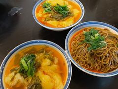 -蓝田九大碗民俗食府(蓝田店)
